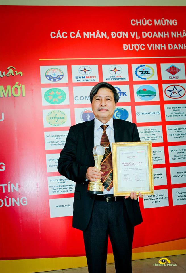 BẢNG VÀNG THÀNH TÍCH CỦA THẦY VÀ TRÒ TRƯỜNG THPT ĐOÀN THỊ ĐIỂM